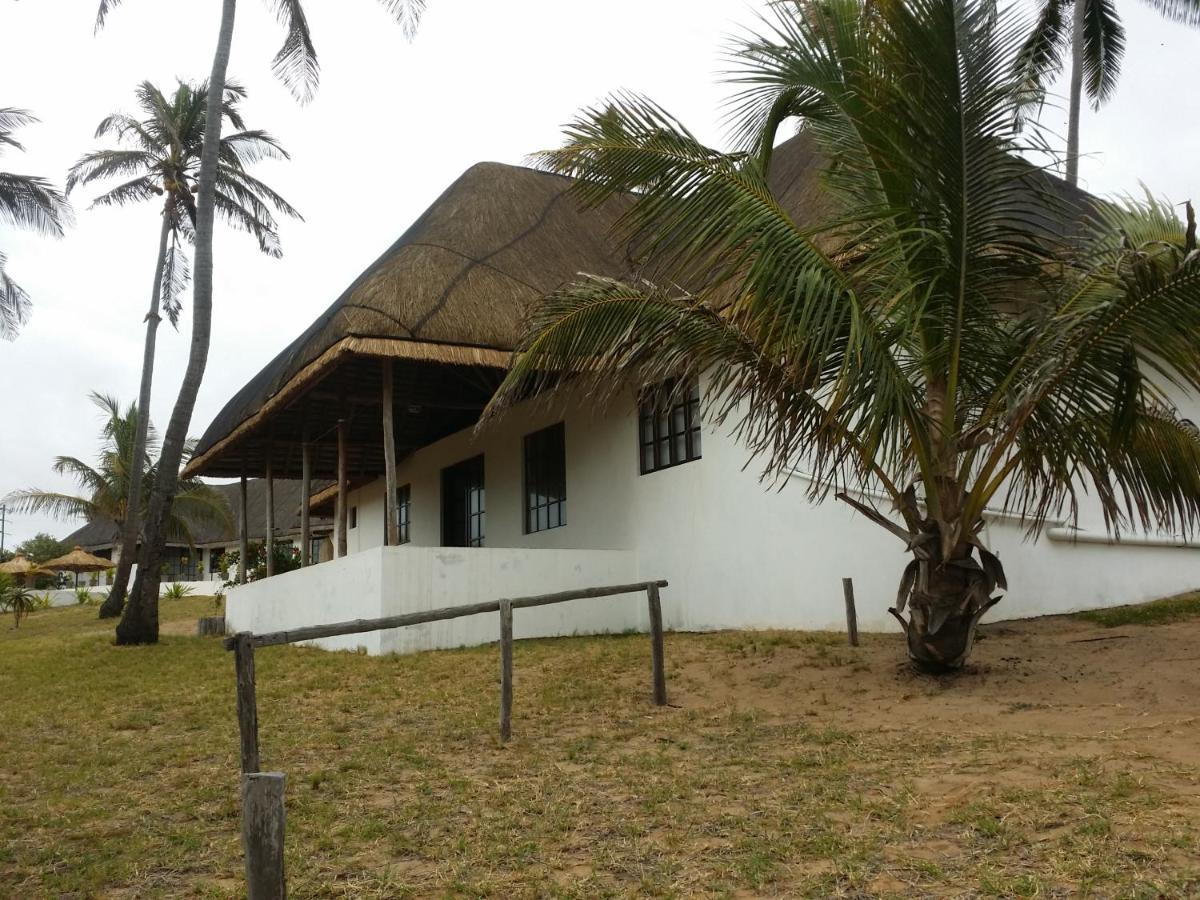 Blue Moon Beach Holiday Resort Inhambane Eksteriør billede