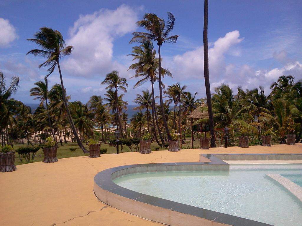 Blue Moon Beach Holiday Resort Inhambane Eksteriør billede
