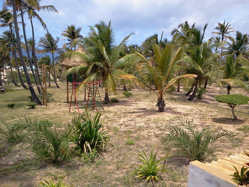 Blue Moon Beach Holiday Resort Inhambane Eksteriør billede