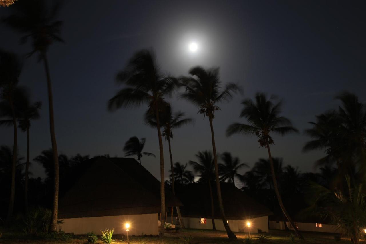 Blue Moon Beach Holiday Resort Inhambane Eksteriør billede